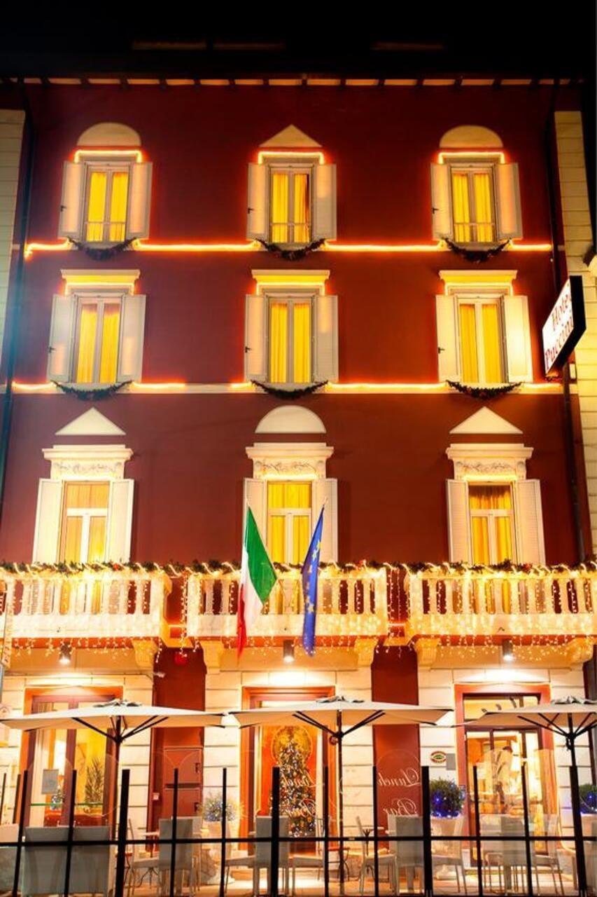 Hotel Puccini Montecatini Terme Exteriör bild